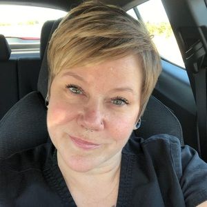 Meet your Posher, Lisa